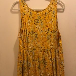 Yellow floral tiered dress!